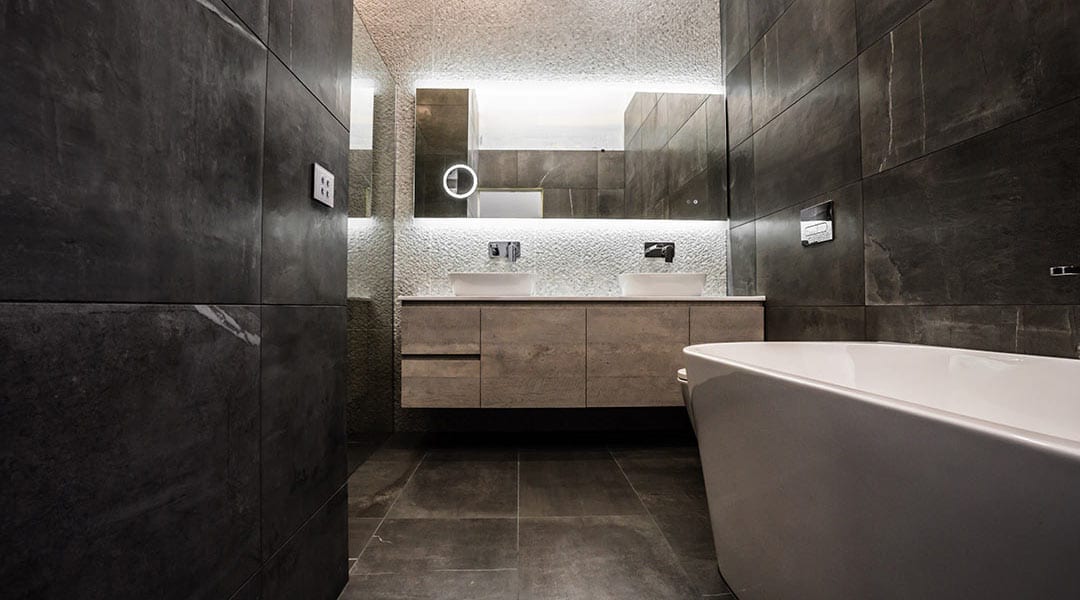 How to Choose the Right Tiles for a Modern Bathroom Makeover